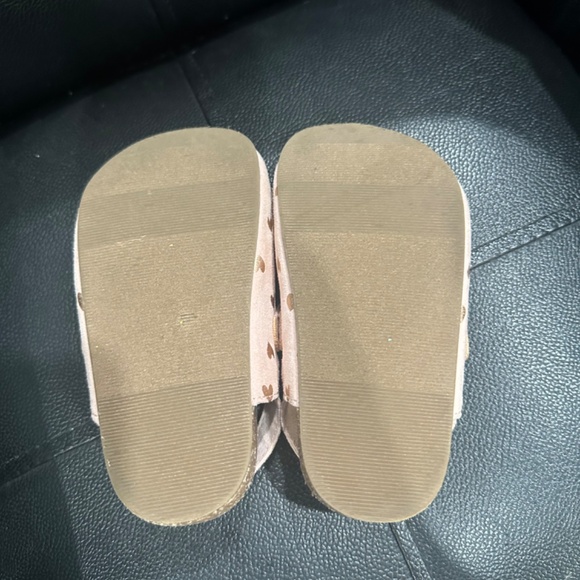 Faux-Suede Buckled Clog Shoes for Toddler Girls - Picture 4 of 4